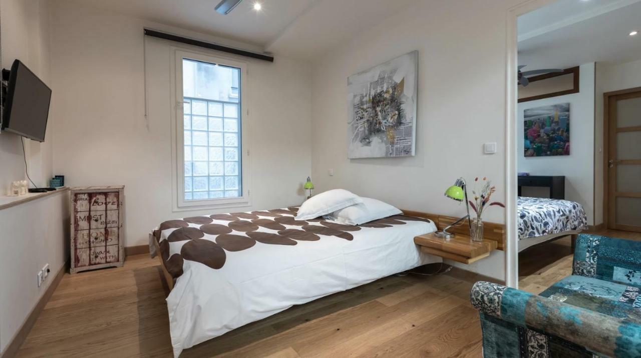 3-Bedroom Apartment Quai Des Grands Augustins Paris Exterior photo