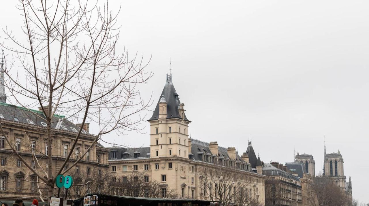 3-Bedroom Apartment Quai Des Grands Augustins Paris Exterior photo